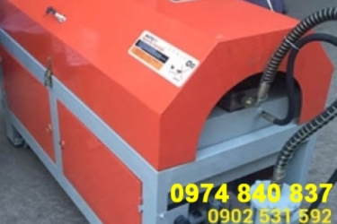 Tiết kiệm thời gian và công sức với máy bẻ đai tự động