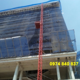 Máy vận thăng tải trọng 1000kg cao 30m