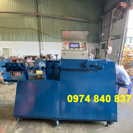 Máy bẻ đai tự động D6- D10 Mẫu 01