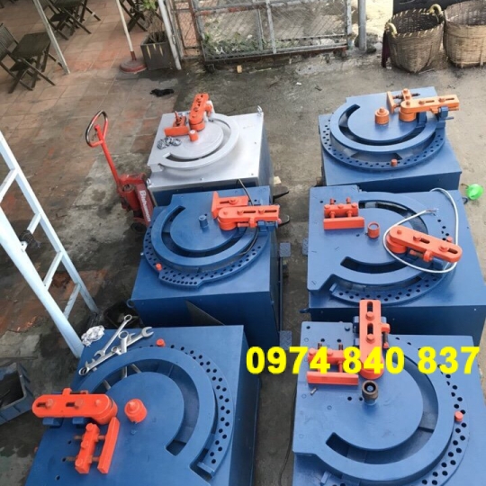 Máy Cắt Sắt 1