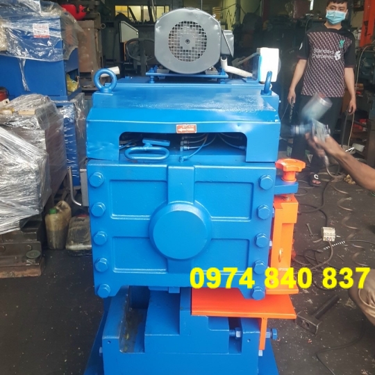 Máy cắt sắt D42 TOZO Nhật