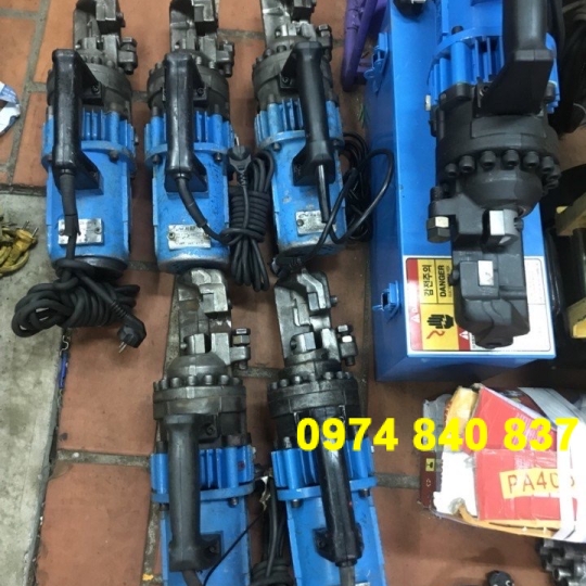 Máy cắt Thủy Lực Cầm Tay Hàn Quốc D25 Điện 220v 1 Pha