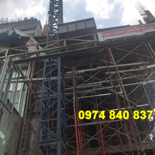 Vận Thăng Nâng Hàng 300kg  cao 30m